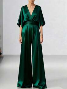 Magic Mia Women's Emerald Green Satin Jumpsuit - V-Neck With Batwing Sleeve & Wide-Leg | Elegant Tailored Fit For Formal Events, Evening Parties & Sophisticated Styling (Satin Luxurious & Flowy) For Chic Looks - 綠色 - 查看 2