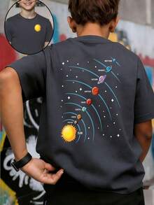 Camiseta con estampado del sistema solar para niño preadolescente, de tela suave y cómoda, adecuada para deportes al aire libre, uso casual diario, estilo callejero y de campus, top casual versátil y de moda para niños en primavera/verano - Gris Oscuro - Ver 3