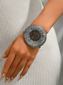 1pc Fashionable Exaggerated Retro Geometric Round Bangle Bracelet, Suitable For Mother's Day, Party, Vacation, Holiday, Casual Daily Wear - Antique Silver - View 2