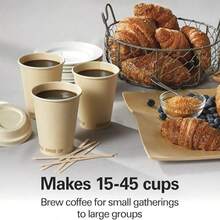 Cafetera de Gran Capacidad 45 Tazas Hamilton beach Ventana de nivel de agua/café, cafetera percoladora tipo urna de 45 tazas, potencia de 1090 watts, modelo 40519 - Tipo de Enchufe A USA (110-127V) - Ver 4