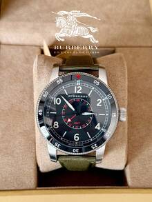 Burberry Silver Case Olive Green Nylon Strap Black Dial, Men's Swiss GMT Quartz Wristwatch - 黑色 - 查看 8