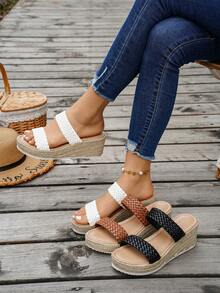 Women's Straw Wedge Rope Open Toe Slippers, Thick Sole Elevated Summer Outdoor Sandals - Brown - View 7