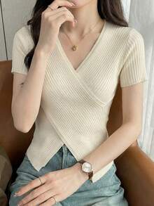 2026新款不对称V领针织短袖女式露脐上衣，修身夏季款 - 杏色 - 查看 3