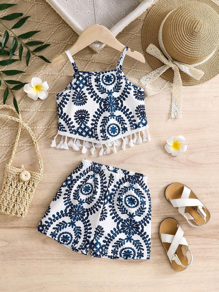 2pcs/Set - Baby Girl Summer Outfit, Blue & White Vintage Pattern 2-Piece Set, Tassel Camisole + Matching Shorts, Vacation Style Eye-Catching Cute Outfit - Blue - View 1