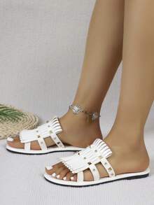 1 Pair Cross-Border Summer Comfortable Versatile Shiny Tassel Rivet Crocodile Embossed Sandals - White - View 5