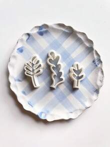 叶子和树枝造型的聚合物粘土切割器，白色植物形状，DIY耳环、波西米亚风首饰、春季礼物等工艺工具 - 白色 - 查看 2