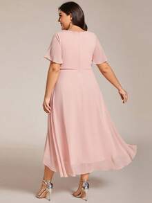 EVERPRETTY Plus Size Elegant Chiffon V-Neck Ruched Front Bridesmaid Dress, Soft High-Low Ruffle Hem, Suitable For Wedding, Formal Occasions - Baby Pink - View 5