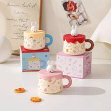 Cốc cà phê bằng gốm sứ Miffy màu hồng, họa tiết trái cây và lá mùa thu, có nắp đậy, được cấp phép chính thức - Thiết kế nắp hình nhân vật thỏ hoạt hình Nhật Bản 3D đáng yêu - Chất liệu gốm sứ chịu nhiệt chất lượng cao - Món quà sinh nhật và ngày lễ hoàn hảo cho thanh thiếu niên, người lớn, phụ nữ, học sinh, nhân viên văn phòng. - Nhiều màu - Xem 12
