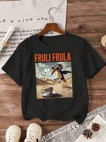 Playeras de niño  ropa de niña  Ave con gafas gigantes volando sobre un desierto frente a una taza de café evocando aventura y libertad camiseta 100% algodón ropa para niños cómoda y atractivaSoft Cotton Funny Short Sleeve Crew Neck T-Shirt For Boys Suitable For Boys' Daily Wear - Negro - Ver 6