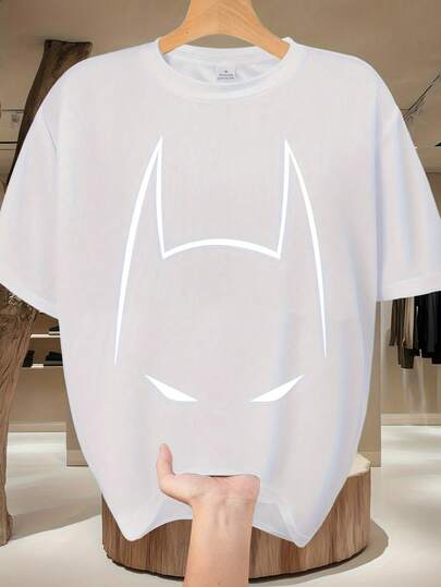 Warner Bros Camiseta con el logotipo de Batman para hombre: camiseta informal de verano de manga corta con la icónica insignia de Batman, adecuada para fiestas temáticas y ropa informal.