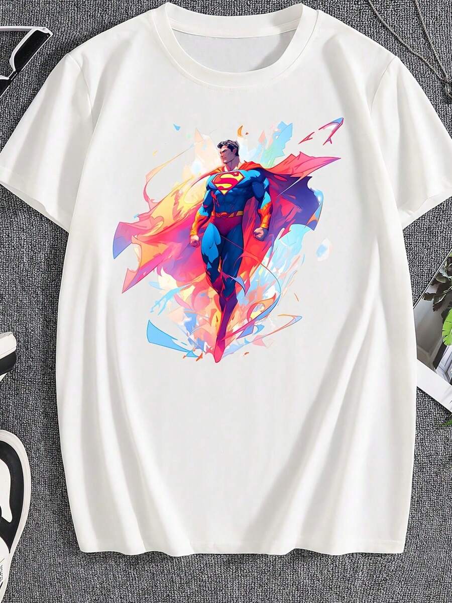 Warner Bros Superman - Camiseta de cuello redondo con estampado artístico y enérgico para hombre, manga corta, transpirable y cómoda, corte regular, ideal para vacaciones, fiestas, actividades al aire libre, cumpleaños y regalos navideños. - Blanco - Ver 1