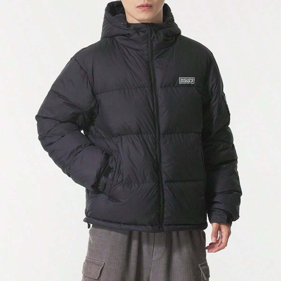 Skechers 男女通用羽绒服，高尔夫系列，轻质梭织面料，休闲通勤运动休闲棉质填充 P425U091-03K8 - 煙黑色 - 查看 1