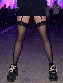 1件超薄性感过膝长筒袜 - 适合体重121磅（约55公斤）及以下的女性 - 黑色 - 查看 7