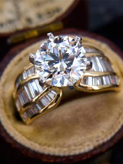 1pc Romantic Women Finger Ring Gold Color Shiny Cubic Zirconia Creative Design Female Party Wedding Ring Anniversary Gift Luxury Jewelry