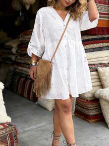 大码女式夏季休闲度假纯色镂空刺绣连衣裙，春夏连衣裙，白色优雅开衫连衣裙 - 白色 - 查看 7