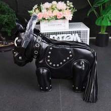 2026 New Luxury Minimalist Women's Handbag A Crossbody Bag Blending Sweetness With Avant-Garde Flair A Uniquely Crafted Foal-Shaped Shoulder Bag Niche Design, Absolutely One-Of-A-Kind! Punk Studded Foal Plush Bag Essential Dark-Style Streetwear Women's Handbag - 黑色 - 查看 2