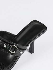 时尚漆皮铆钉搭扣露趾无后跟夜店风格女士一脚蹬细高跟凉鞋 - 黑色 - 查看 8