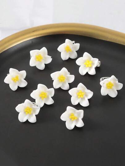 10个春夏新款树脂小花四叶草编织发夹，适合日常、上学、街头、海滩、度假、拍照等场合