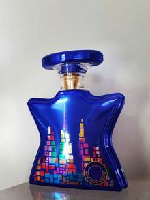 BONDs NO.9 New York Nights Eau De Parfum 3.4 Fl.Oz / 100ml. Modern Urban Gourmand Designed For Women. It's Incandescent. It's Luminescent. It's New York Nights. A Long-Lasting Fragrance. Gift For Lover, Wife, Family Members, Girlfriends, Friends And Mothers. Birthday Gifts, Holiday Gifts, Anniversary Gifts. - 美食香調 - 查看 2