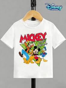 Boys' Pure Cotton Short-Sleeved T-Shirt, A New Summer Style With A Disney Mickey And Friends Theme For Children Aged 4–12. The Front Features A Retro-Style Distressed Print Of Mickey, Donald Duck, Goofy, And Pluto. With A Pure White Crew Neck And A Loose Fit, It Pairs Well With Cargo Pants, Denim Shorts, Athletic Joggers, Or Casual Trousers. It Is Suitable For Disneyland Trips, Daily School, Outdoor Play, Family Gatherings, Weekend Shopping, Camping, And Picnics. Soft, Breathable, And Sweat-Wicking, It Is Gentle On The Skin. Available In All Children's Sizes, This Fun And Eye-Catching Piece Is Versatile And Sure To Turn Heads. Featuring Officially Licensed Disney Cartoon Prints, It Caters To Children's Love For Disney Characters And Easily Creates A Vibrant Summer Look. - 白色 - 查看 4