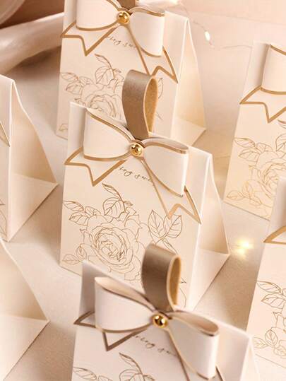 10pcs Floral Chocolate Candy Box With Bow Tie, Portable Wedding Favor Box With Rose Pattern, Paper Bride Gift Box, Faux Leather Gift Box, Birthday Gift Box, Wedding/Anniversary/Party Supplies, Suitable For Wedding Bride Party Birthday Party Anniversary Champagne 1pc/5pcs/10pcs