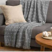 Luxurious Striped Sofa Throw 180x240 Handmade Decoration - gris con línea blanca - View 3