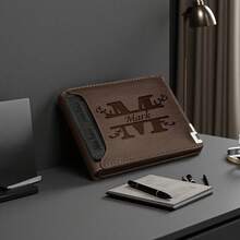 1pc Custom Men's Leather Wallet | Engraved Initials Laser Engraving | Ideal Gift For Dad, Son Birthday, Anniversary | Dark Brown Elegant Men's Wallet | Mini Wallet, Multi-Function, Large Capacity, Lightweight, Practical, Foldable | Business Casual, Minimalist Style | Back-To-School Gift | Mother's Day Gift | Teacher's Day Gift - 彩色 - 查看 2