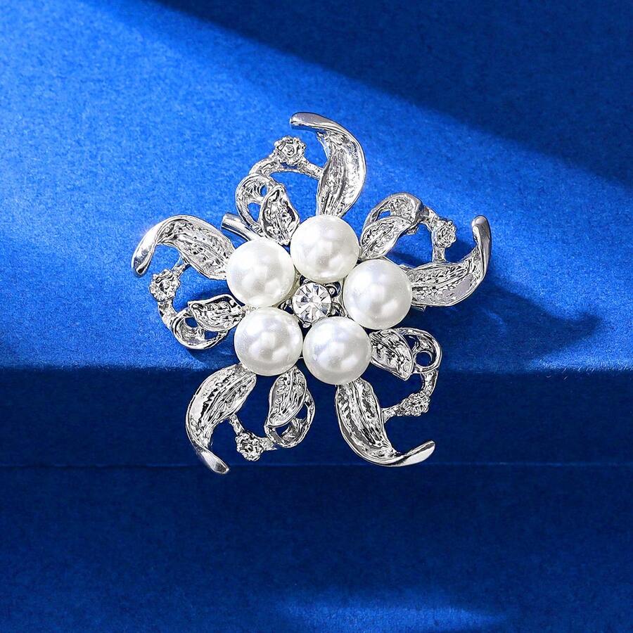 1pc Luxury Elegant Minimalist Pearl Flower Brooch, Fashionable High-End Clothing Accessory - Silver - View 1
