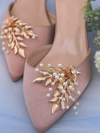1 pieza Decoración de zapato de señora dorado, hebilla de aleación con perlas falsas, accesorios de zapato DIY, zapatos de boda, tacones altos, zapatos de punta, accesorios de zapato para banquete de boda, flores para zapatos, clips de zapato desmontables, recuerdos, regalos festivos, accesorios de tacón alto