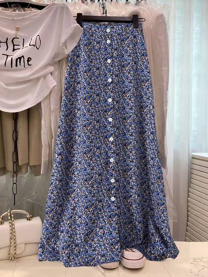  EARO 女士蓝色碎花 A 字长款连衣裙，纽扣细节设计，休闲飘逸无弹面料，适合日常穿着