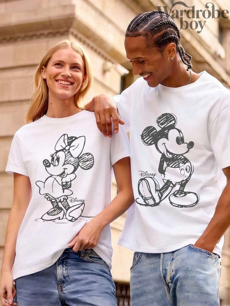 1PC Disney Printed T-Shirt,Mickey And Minnie Couple Matching Printed Outfits T-Shirt,Unisex,High-Quality Pure Cotton T-Shirt,Suitable For All Seasons, Comfortable And Breathable| Exquisite Design | The Best Choice For Giving Gifts - 白人女性 - 查看 1