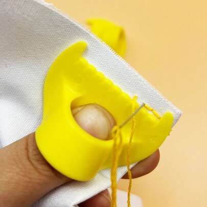 3/4mm Ditale da ricamo, Protezione per le dita in plastica, Adatto per punto croce, ricamo a perforazione, cucito artigianale, lavori manuali fai-da-te, Attrezzo anti-