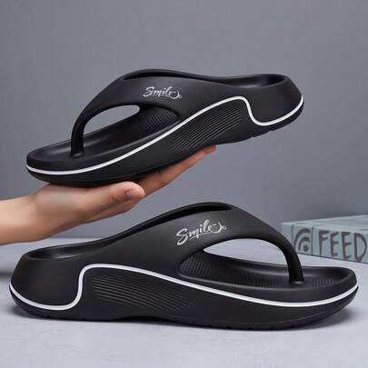 Chanclas de moda para hombres con líneas suaves, diseño de letras, zapatillas suaves para parejas, sandalias de dedo de verano de EVA antideslizante para caminar al aire libre, ligeras y duraderas para uso casual, senderismo, camping y hogar, calzado cómodo, zapatos slip-on versátiles para el día a día, cómodas sandalias de dedo con estilo para exteriores, regalo del Día de San Valentín