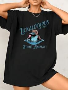 Figura de ornitorrinco divertido sacando la lengua y flotando en agua simboliza la alegría interior y conexión espiritual camiseta de mujer blanca 220g casual cómoda - Negro - Ver 1