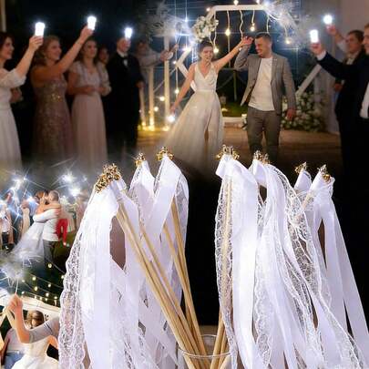 10支装丝带棒 - 节日派对礼品，适用于情人节、婚礼、新娘送礼会、单身派对、家居装饰（含三层丝带和金色铃铛）