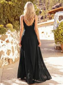 Vestido elegante e sensual de cor sólida, com alças finas e fenda, preto, ideal para damas de honra ou convidadas de casamento. - Preto - Ver 3