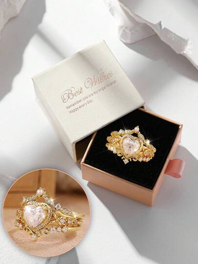 Conjunto de anéis vintage elegantes com zircônias cúbicas e pérolas, em caixa de presente. Joias sofisticadas para festas e banquetes femininos. Feito de cobre, um material resistente ao desbotamento e a alergias. Ideal como presente para a namorada ou mãe em datas comemorativas.