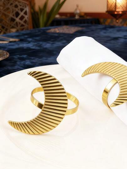 6/12개 골드 초승달 냅킨 링, 페르시아 스타일 금속 초승달 모양, 17.7인치*17.7인치 화이트 냅킨과 짝을 이루어 방 장식, 식탁 장식, 가정 장식, 파티 장식에 적합하며 휴일, 파티, 모임, 생일, 결혼식, 선물, 저녁 식사, 야외, 피크닉에 적합합니다