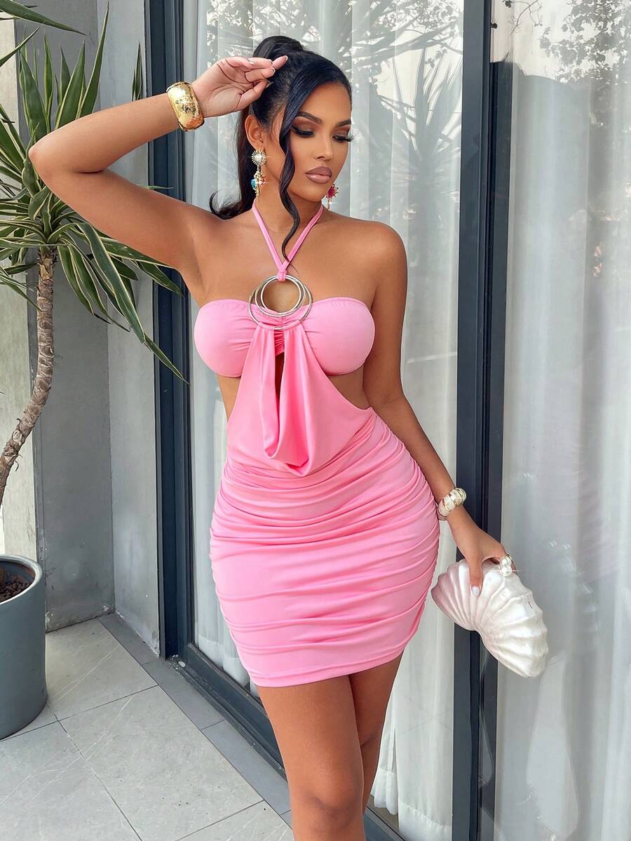 AIJ Conjunto de dos piezas para mujer de Amarilo en color rosa intenso - Top corto con cuello halter y anillo en O, y minifalda fruncida. Conjunto sexy para club y vacaciones de verano - Rosa - Ver 1