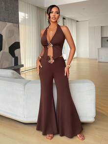 AIJ Amarilo 女士春夏棕色两件套，性感露背V领镂空短款上衣搭配高腰喇叭裤，配金属环，适合海滩度假、派对、约会和日常穿着。 - 棕色 - 查看 6