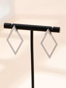 1 Pair Geometric Metal Textured Hollow Fashion Earrings, Suitable For Daily Wear - Geometry - View 2
