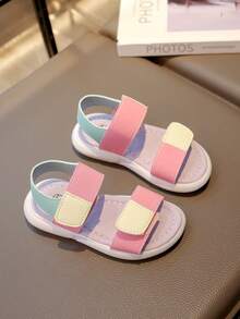 1 Pair 2026 New Girls' Flat Sandals, Comfortable Breathable Non-Slip Soft Bottom Beach Shoes - Pink - View 3