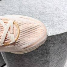 Nike Women's VOMERO 18 Flexible Low-Top Versatile Sports Training Running Shoes - Pink Orange - View 4