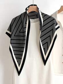 1条时尚简约条纹百搭三角围巾，适合日常、办公和度假穿着 - 黑色 - 查看 5