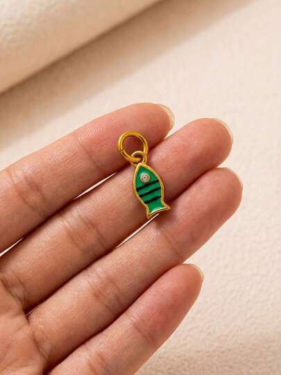 1件热销时尚不锈钢仿珍珠海螺小鱼壳螃蟹吊坠，镶嵌锆石，18K镀金，防水防褪色，DIY珠宝配件，项链配件，手链配件，耳环配件，钥匙扣配件，包包配件，女士珠宝配件，钱包配件，不锈钢小吊坠，礼品