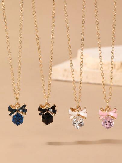 Set de 4 collares de niña con mariposa y strass, adecuado para decoración diaria