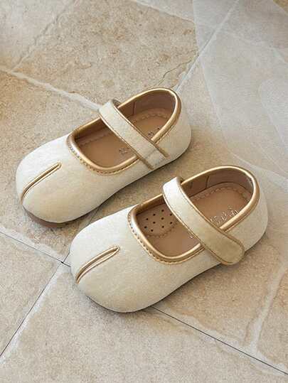 1双女婴舒适百搭平底鞋，全新透气鞋垫设计，公主风可爱幼儿学步鞋，时尚户外休闲鞋，柔软耐穿