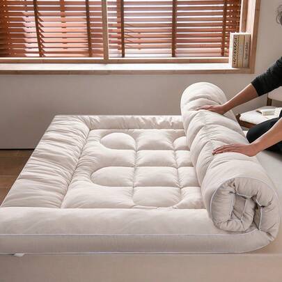 酒店级阳离子床垫垫层 - 1 件装，配有 4 个角带，100% 超柔软超细纤维面料和蓬松羽绒替代填充物，非常适合卧室、地板、客房、宿舍、日常、节日和婚礼使用！