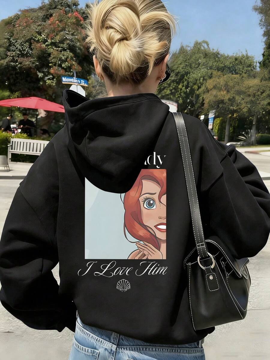 Disney Women's Hooded Sweatshirt Features A Disney Princess Ariel Cartoon Lettering Print Autumn/Winter Hooded Sweatshirt Soft, Comfortable, And Warm Fabric Essential Autumn/Winter Wardrobe Piece Perfect For Everyday Casual Wear, Travel, Or Shopping Also Makes An Ideal Gift - 黑色 - 查看 1