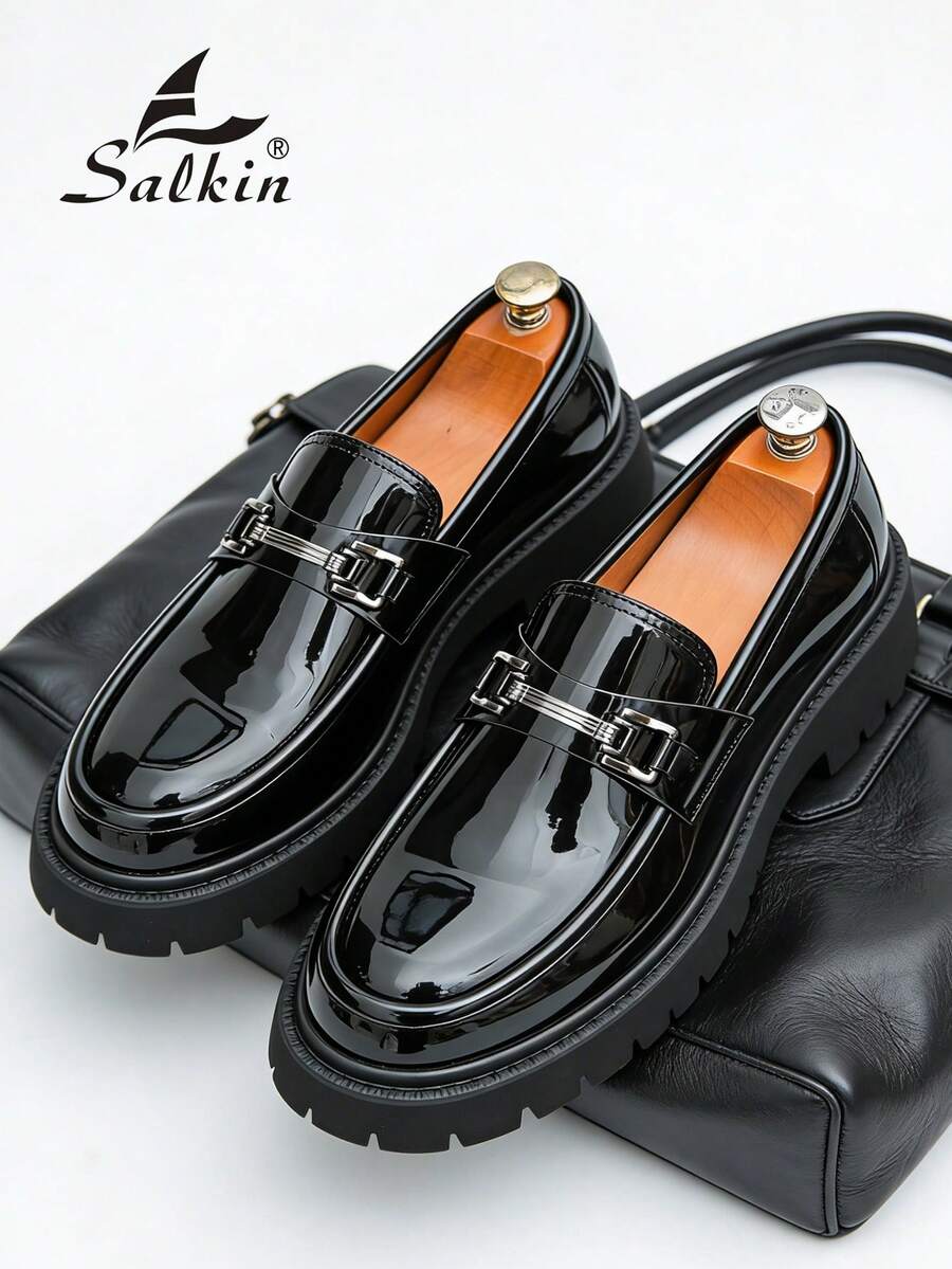 Salkin 新款英倫風設計男士粗齒厚底樂福鞋，平價奢華厚底一腳蹬樂福鞋，柔軟舒適圓頭優雅正式皮鞋，紳士商務漆皮亮面黑色純色鞋面，日常休閒鞋，適合情侶約會出遊，百搭派對宴會婚禮度假禮物，四季款男鞋，建議選擇大一號 - 漆皮黑 - 查看 1